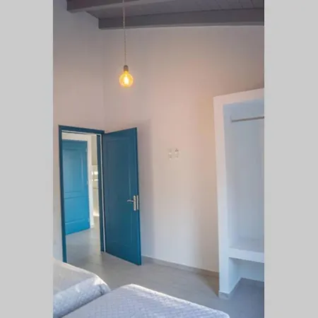 Throisma In * Άσσος